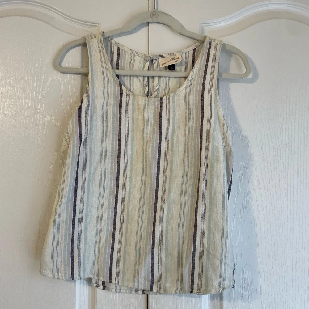 Universal Thread Tank - Picture 2 of 5